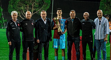Altın Kafa Eyüp Fırtına'yı şampiyon yaptı