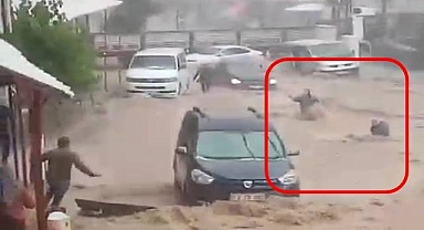 Anne ve çocuğu sel sularına kapıldı