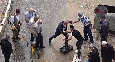 Dereye dönen yola ‘kasalı’ çözüm