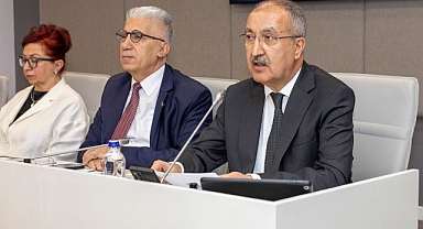 Erkılınç: 'Basınımız gerçekçi bir çözüm bulmalı'