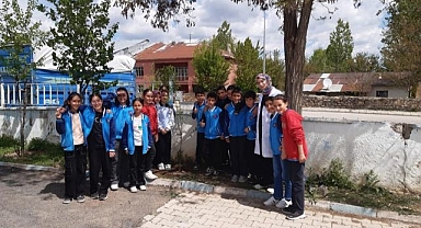Hınıslı öğrenciler Avrupa'da