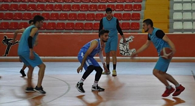 İller Arası Basketbol Turnuvası nefesleri kesiyor