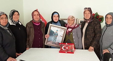 Şehit ailesine anlamlı ziyaret