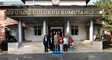 Kolordu Komutanı Algan’a gençlik ziyareti