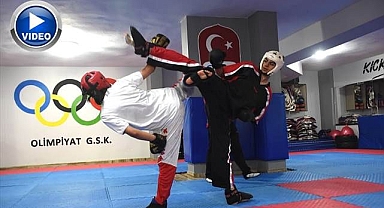 Milli takım forması için günde 5 saat antrenman yapıyorlar