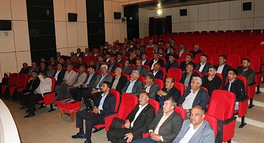 Muhtarlara şiddet ve evlilik semineri