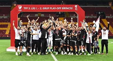 Şampiyonluğu taraftarıyla kutlayacak