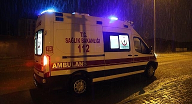 Şantiyeye yıldırım düştü