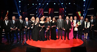 TRT Sanatçıları mest etti