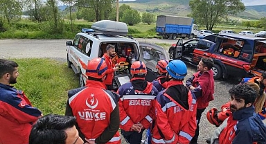 UMKE gönüllülerine temel eğitim kampı