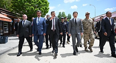 Vali Mustafa Çiftçi, ‘Kırmızı Periler Diyarı’nda