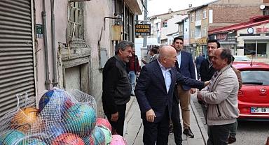 Başkan Sekmen saha çalışmalarını sürdürüyor
