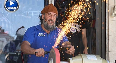 Bıçak bileyicilerin Kurban Bayramı mesaisi sürüyor