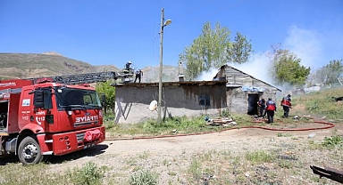 Çıkan yangınla yürekler ağza geldi