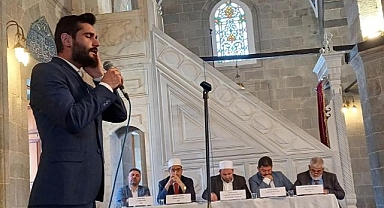 Ezanı güzel okumak için ter döktüler