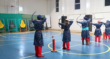 Geleneksel Türk okçuluğunu yaşatıyorlar
