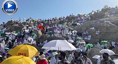 Hacılar Arafat'ta toplandı