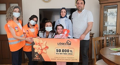 LÖSEV’den anlamlı yardım