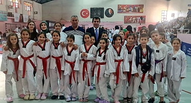 Madalyaları sildi süpürdüler...
