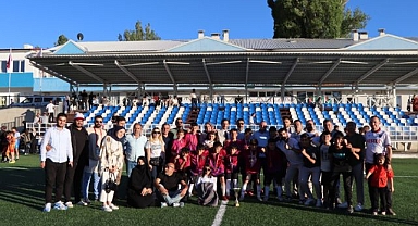 Oltu 25 Mart Spor Erzurum şampiyonu