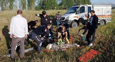 Otomobil tarlaya uçtu: 6 yaralı