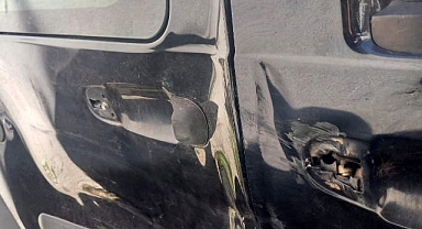Seyir halindeki araca saldırdı, korku dolu anlar yaşattı