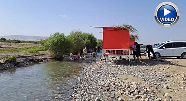 Sıcaktan bunalan vatandaşlar serin yerlere akın etti