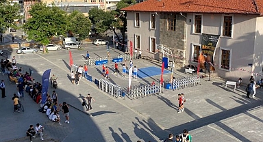 Sokakta basketbol