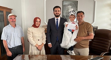 Sünnet takılarını Filistin'e bağışladılar
