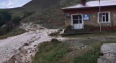 Yollar dereye döndü!