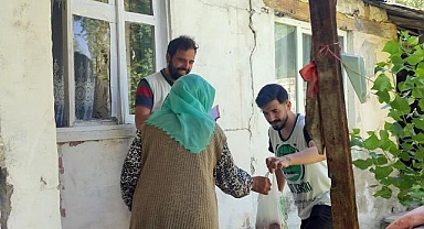 Yüzlerce aileye yardım eli uzattılar