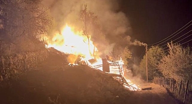 2 katlı evde yangın çıktı:1 kişi yaralandı