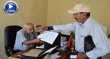 Arkadaş tavsiyesi 41 yıllık muhtar yaptı