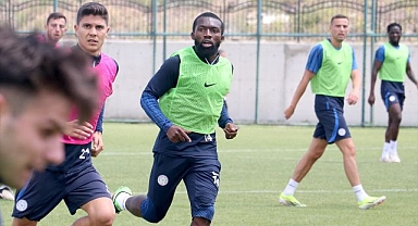 Çaykur Rizesporlu Azubuike Avrupa kupalarını hedefliyor