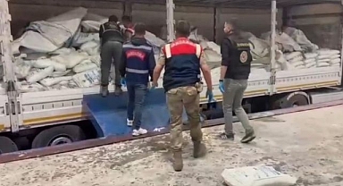 Çuvallardan kilolarca uyuşturucu çıktı!