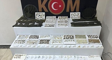 Durdurulan araçtan binlerce kelebek çıktı!