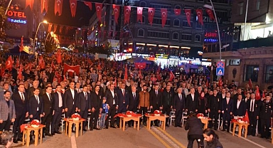 Erzurum meydanlara akın etti