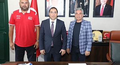 ‘Fabrika Voleybol Okulu’ Açılıyor
