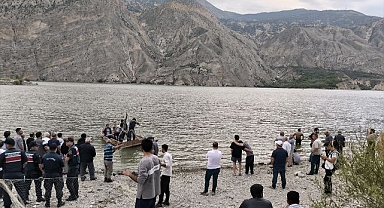 Tortum Gölü'nde kayboldu!