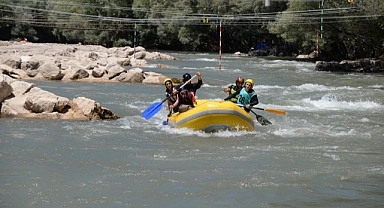 Rafting Türkiye Kulüpler Kupası nefes kesti