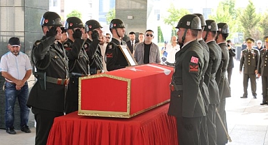 Şehit Yarbay son yolculuğuna uğurlandı