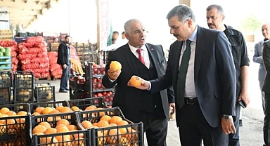 Vali Çiftçi'den sebze haline ziyaret
