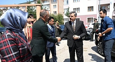 Vali Çiftçi’den, Türkiye Gaziler ve Şehit Aileleri Vakfına ziyaret