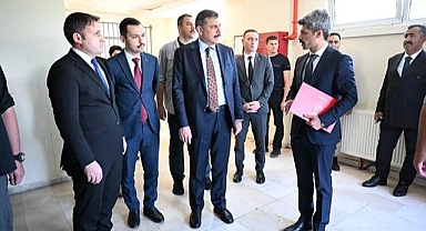 Vali Çiftçi geri gönderme merkezinde!