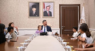 Vali Çiftçi'yi duygulandıran ziyaret