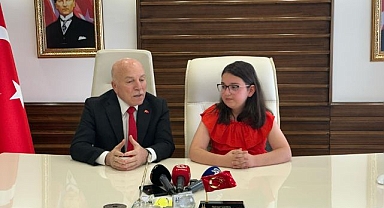 Başkanlık koltuğu Nazlı'ya emanet
