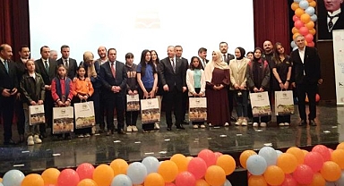 En çok kitap okuyan öğrenci ve velilere ödül