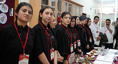 Erzurum'da öğrenciler yemekte yarıştı   