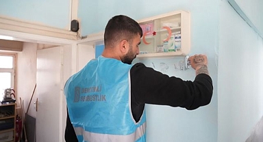 Hükümlüler Çocuk Bayramı öncesi okulu yeniledi