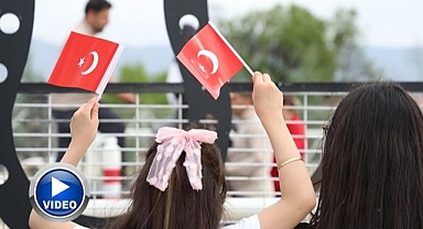 Koruma altındaki çocuklar 23 Nisan'ı coşkuyla kutladı